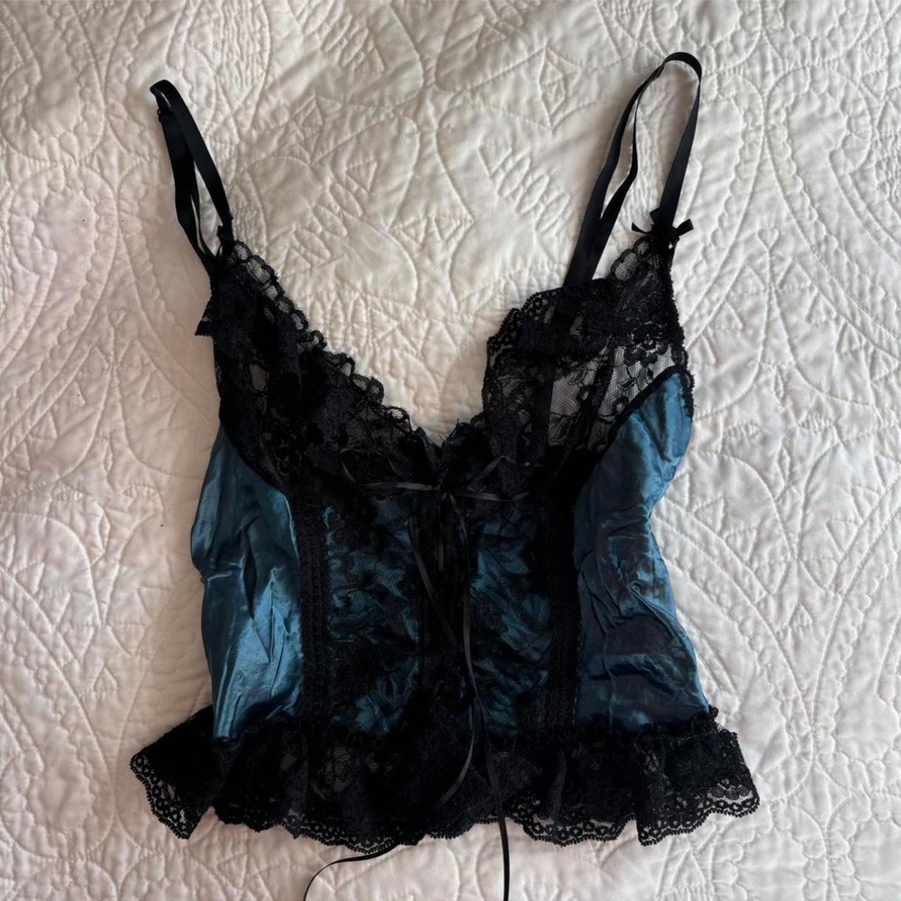 Vintage Frederick's of Hollywood Black and Blue Lace Chemise